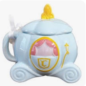 Rae Dunn Cinderella Carriage ceramic